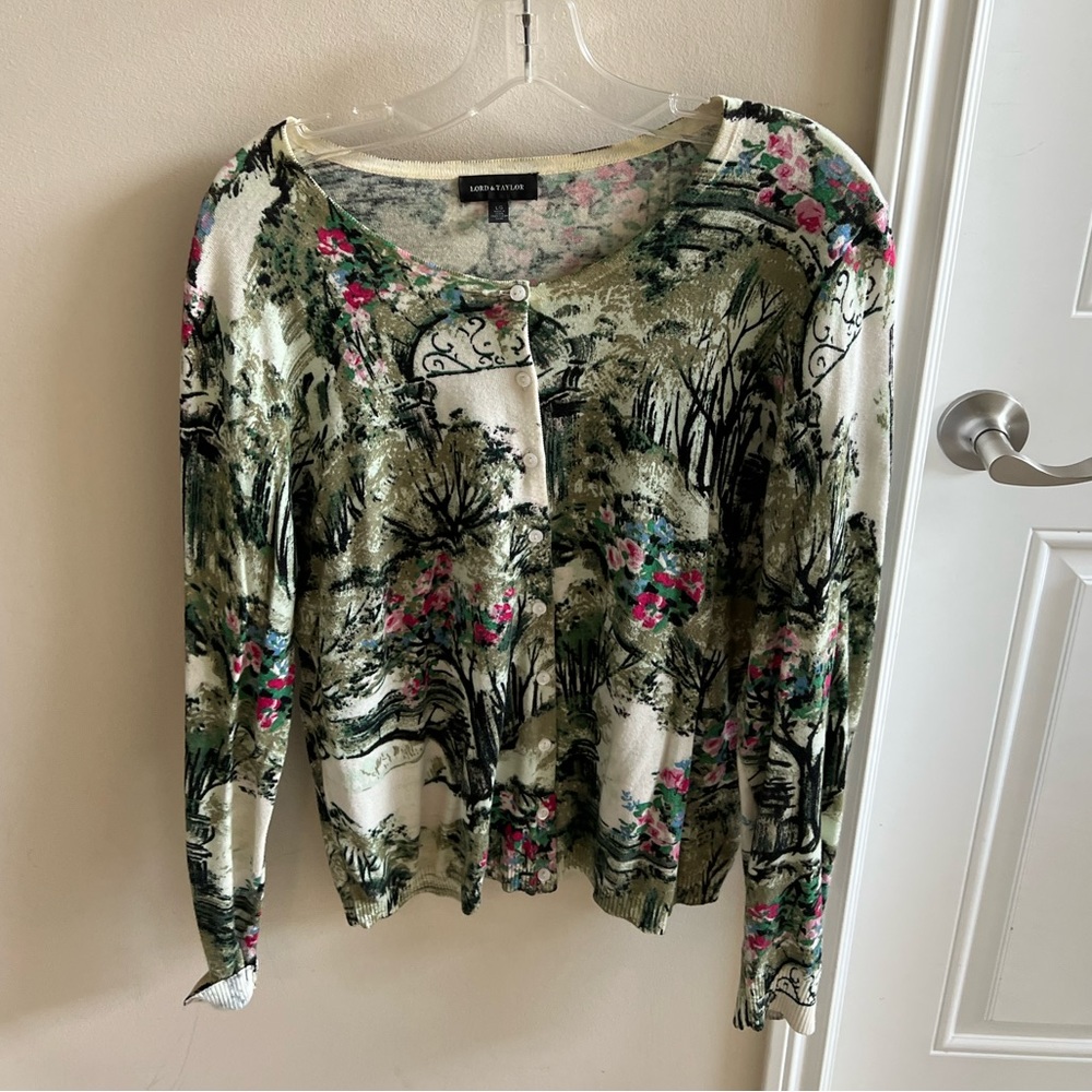 LORD & TAYLOR PATTERNED CARDIGAN L